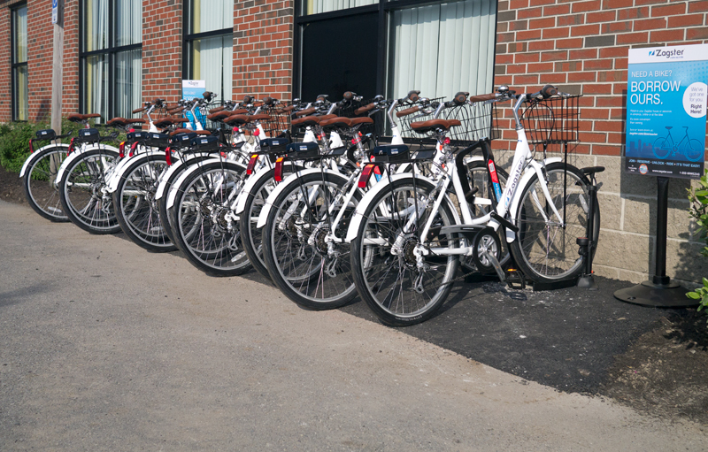 Zagster-bike-rentals-stand-at-the-train-station,-Portland,-Maine-(PGX11000222)